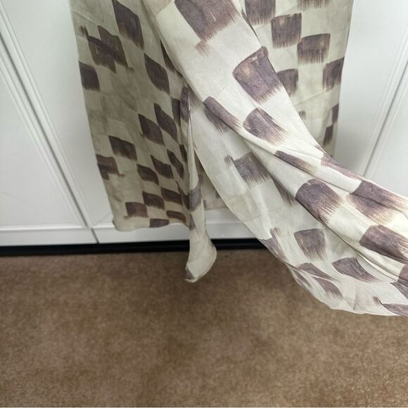 Grade & Gather Tan and White Maxi Dress Sleeveless Small. (R1) - Picture 8 of 9